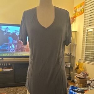 Old Navy Charcoal Short Sleeve V-Neck Tee